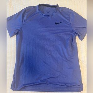 Nike dri-fit tshirt